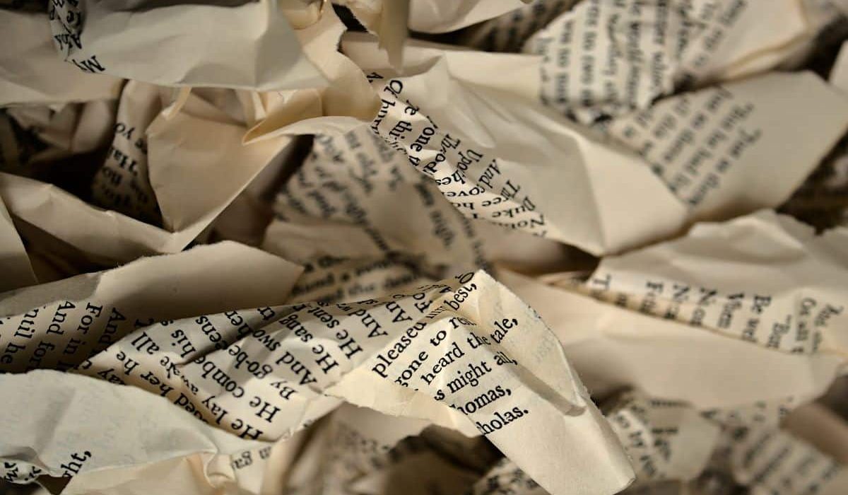 Media iorganisations criticizing EU Commission